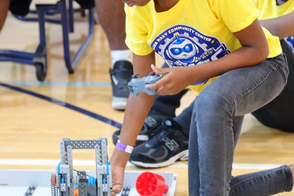Robotics Competition (18)
